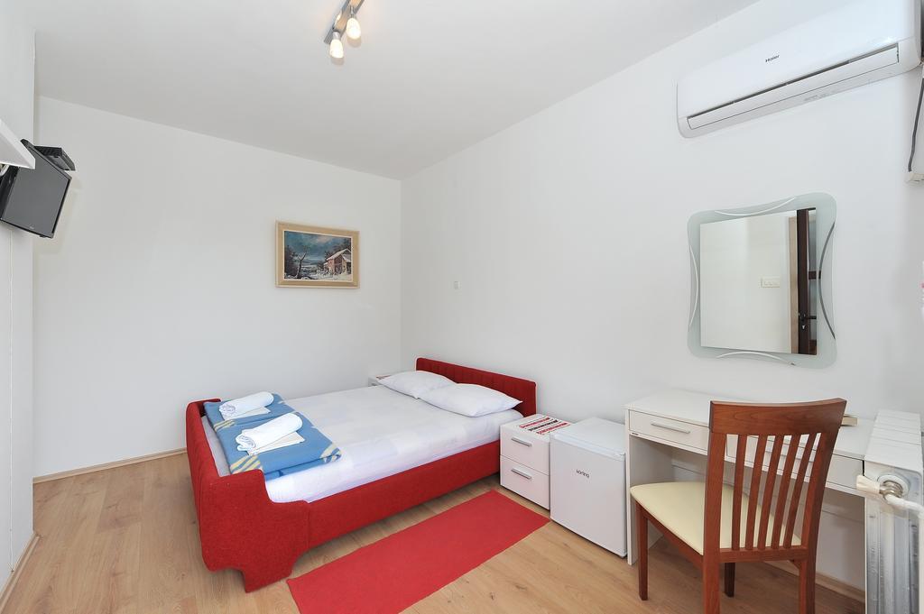 Guesthouse Baric Задар Экстерьер фото