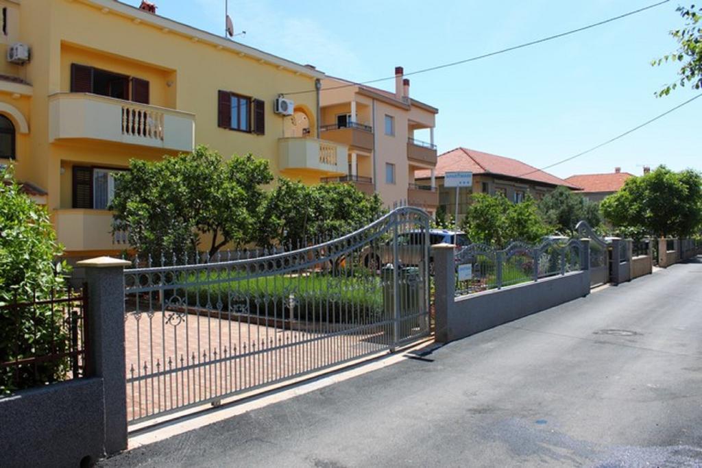 Guesthouse Baric Задар Экстерьер фото
